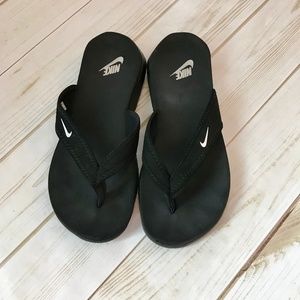 nike south beach flip flops